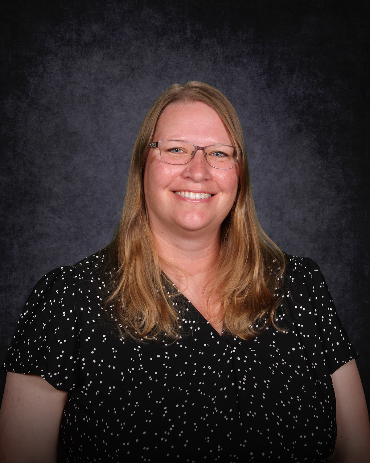 Janet Wolfe : Kindergarten Assistant